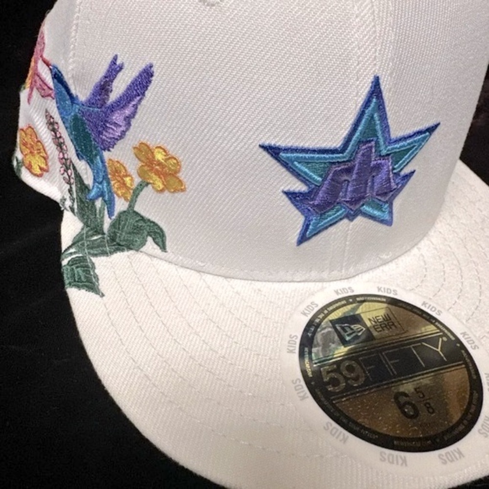 NWT [New Era] 59FIFTY Seattle Mariners White Blooming Fitted Hat Kids Sz 6 5/8 - Picture 3 of 8
